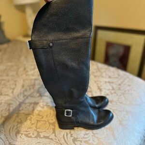 Black Leather knee high boots w silver side buckle